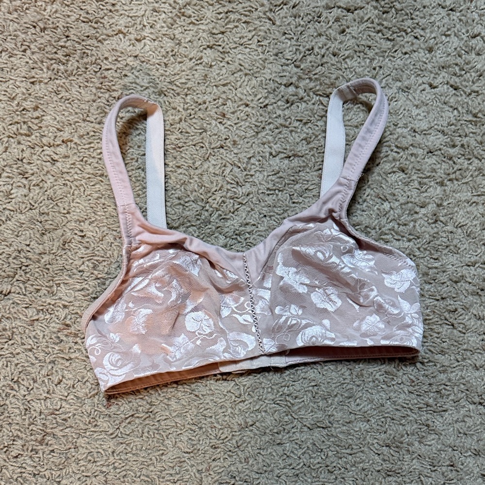 Wacoal Floral Lace Bra - Light Pink and White